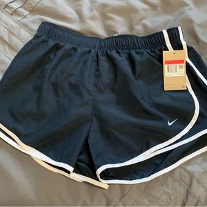 Nike Women’s Tempo Shorts